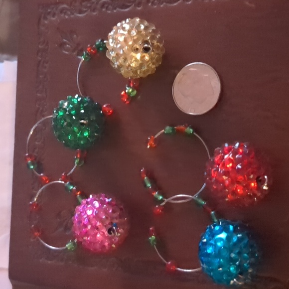 🍷Five Piece Colorful Wine Charms - Picture 1 of 4